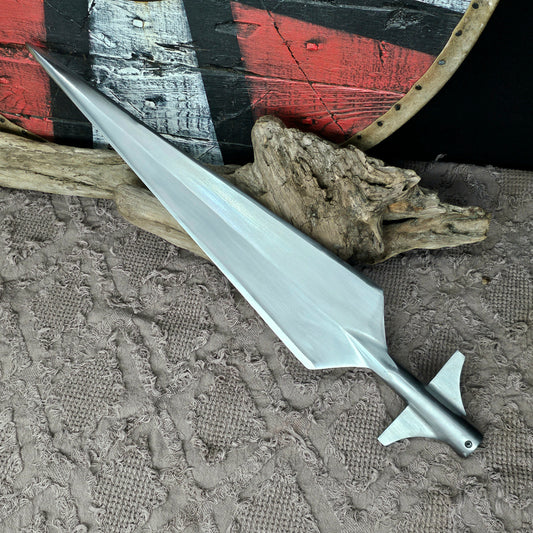 Large Winged Spearhead